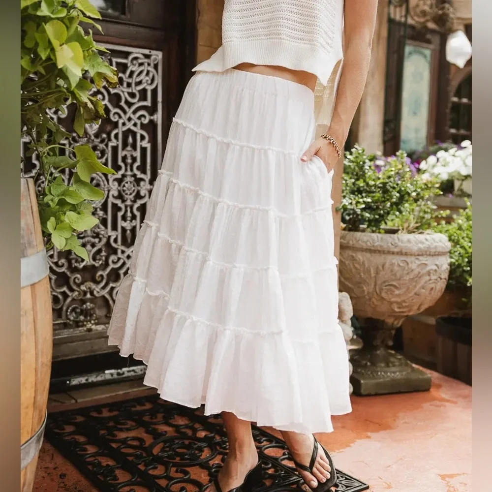 White Tiered midi Skirt - Picture 1 of 2
